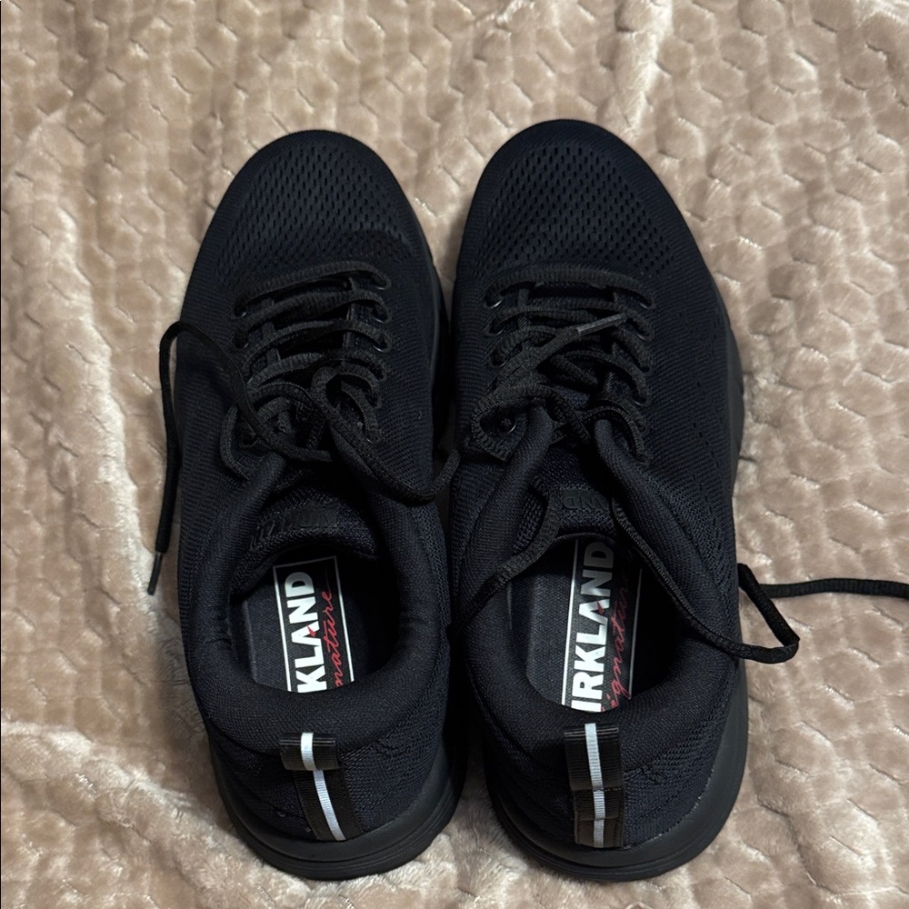 Kirkland Signature Men's Black Mesh Sneakers